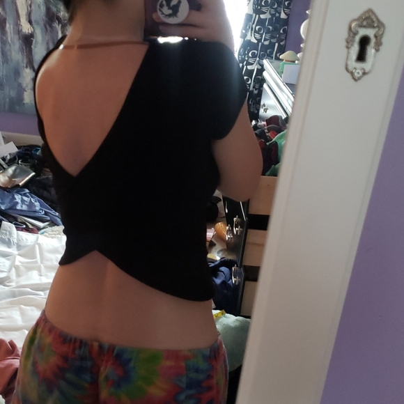 Material Girl Crossed Back Crop Top - Picture 5 of 6